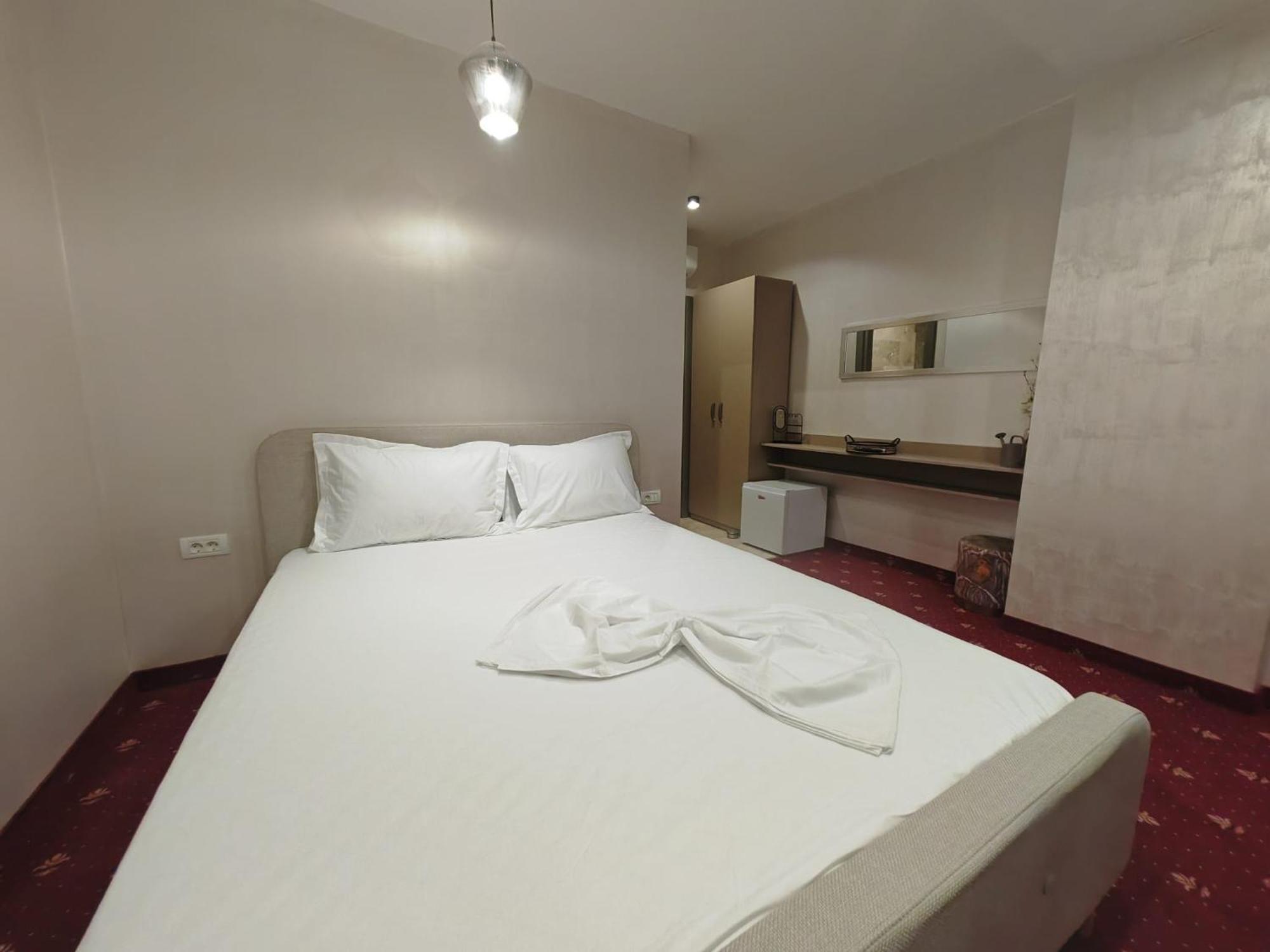 White Boutique Hotel- Eforie Bagian luar foto