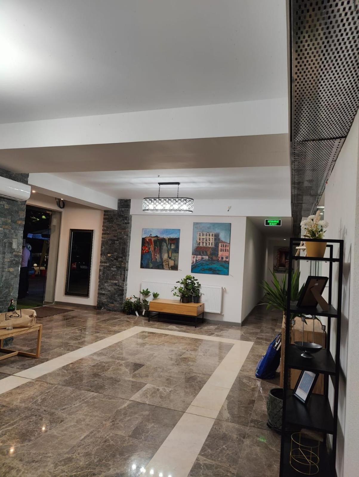 White Boutique Hotel- Eforie Bagian luar foto