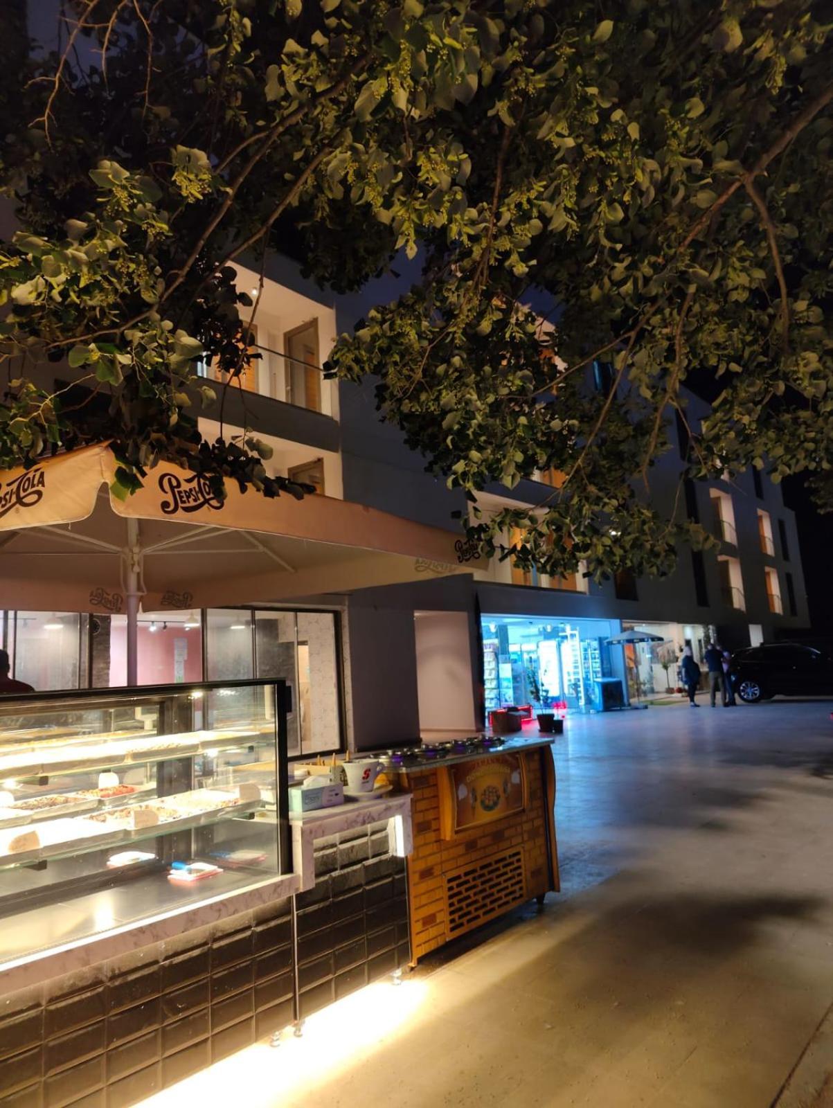 White Boutique Hotel- Eforie Bagian luar foto
