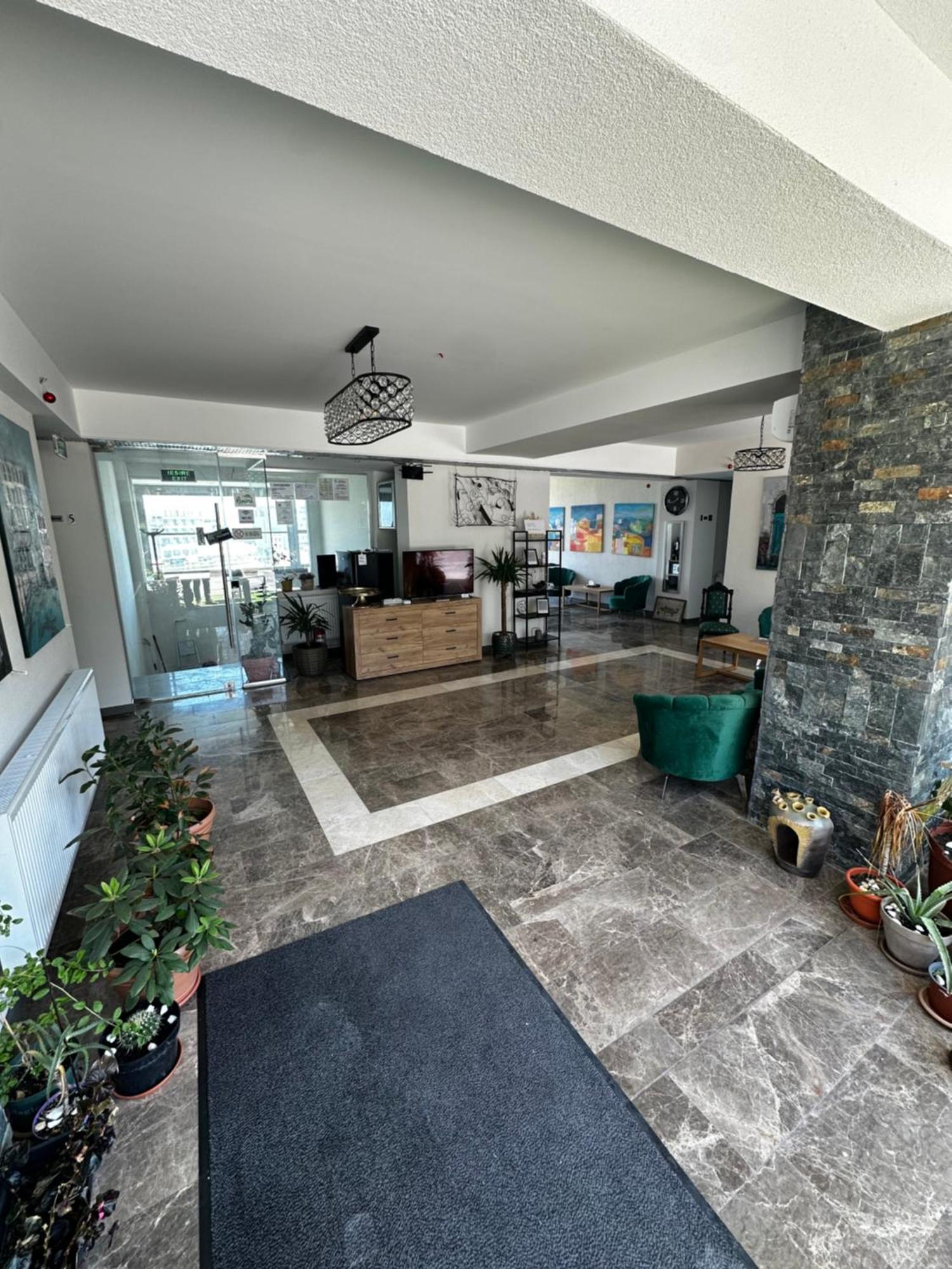 White Boutique Hotel- Eforie Bagian luar foto