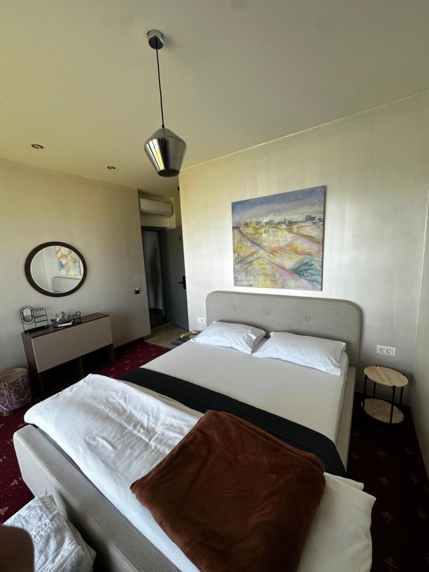 White Boutique Hotel- Eforie Bagian luar foto