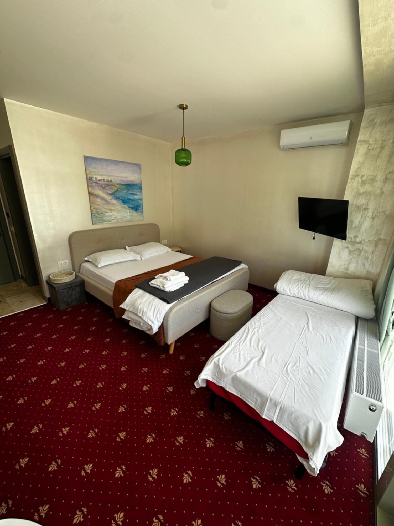 White Boutique Hotel- Eforie Bagian luar foto